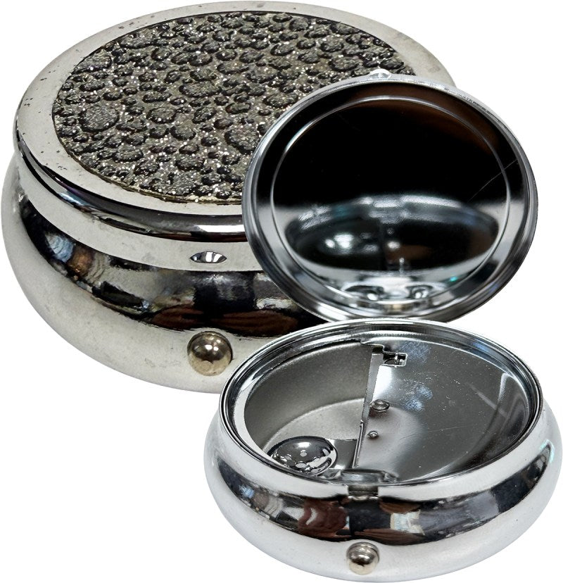 Decorative Charcoal Gray Ashtray - Elegant and Modern Smoking Accessory